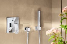 Фото товара Смеситель Grohe Eurocube 19896000 для ванны с душем