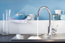 Фото товара Смеситель Grohe Eurostyle Cosmopolitan 23043002 для раковины