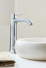 Фото товара Смеситель Grohe Grandera 23313000 для раковины