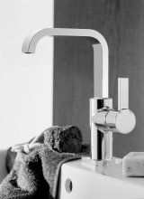 Фото товара Смеситель Grohe Allure 32146000 для раковины